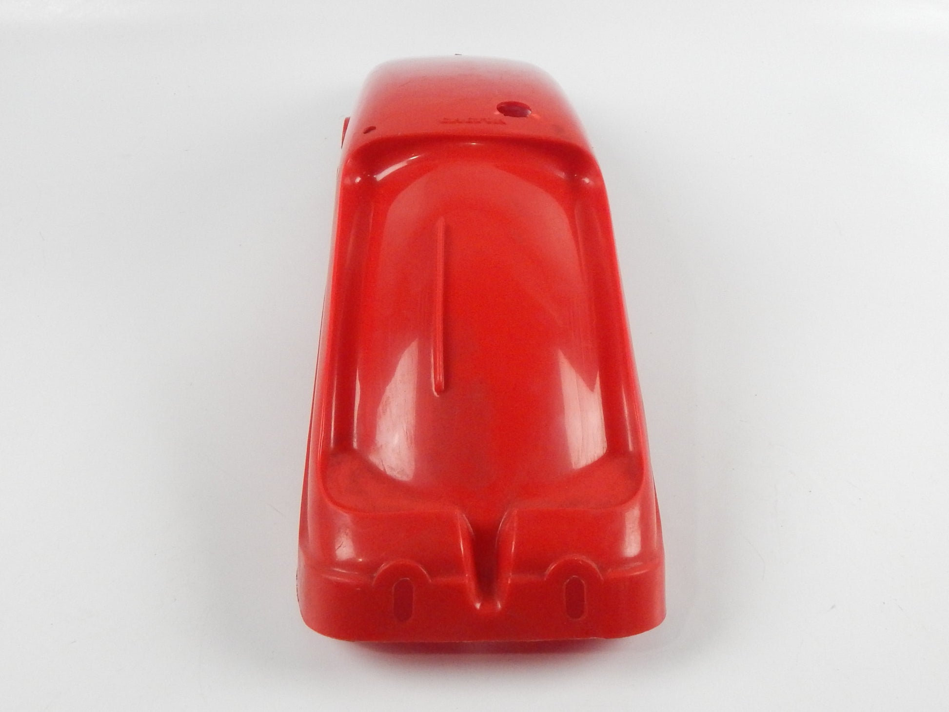 NOS OEM CAGIVA 1985 ALETTA ROSSA 125 RED REAR INNER FENDER MUD GUARD 33213 ITALY - MotoRaider
