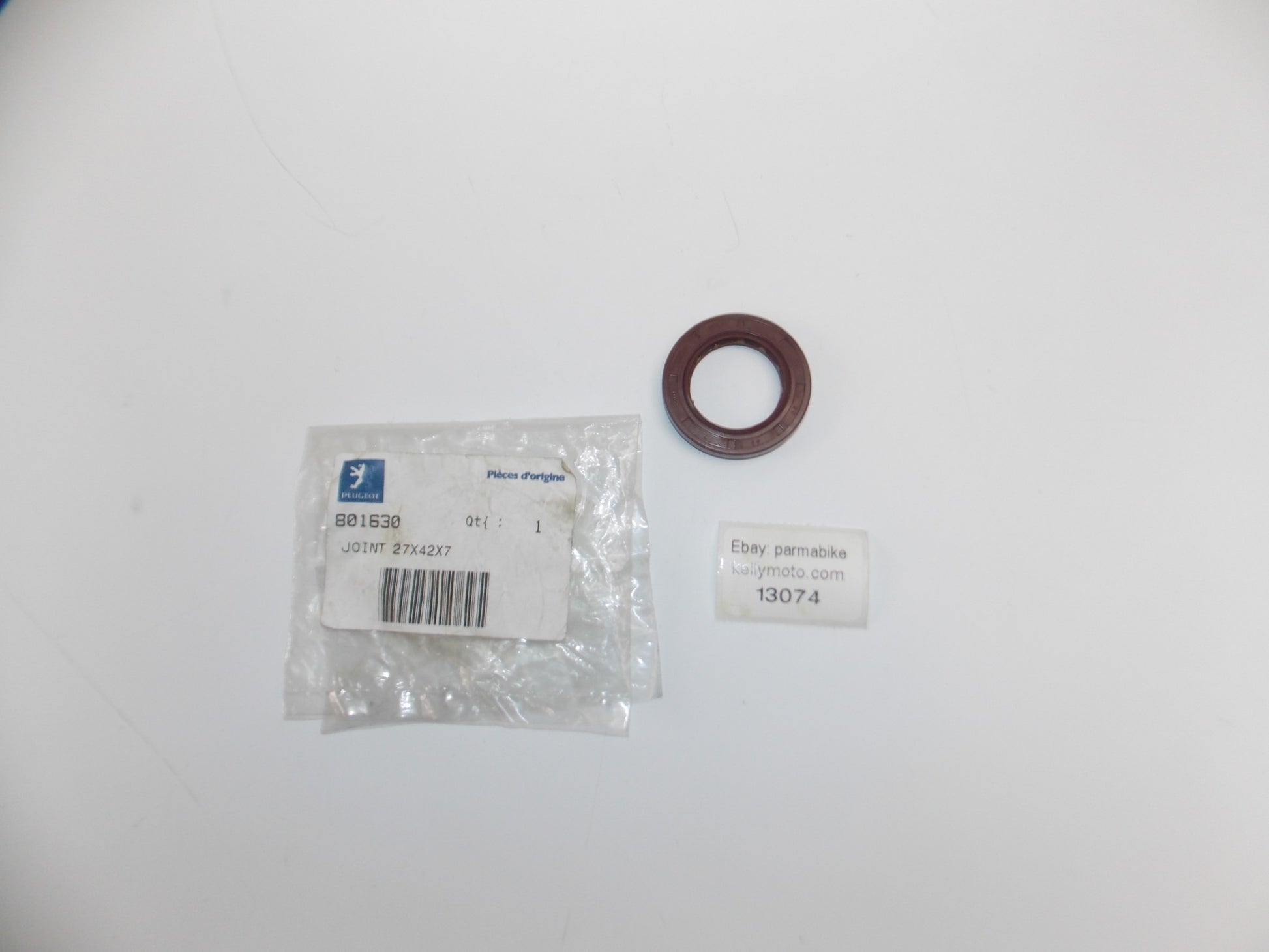 OEM PEUGEOT 2018 TWEET 125 / TWEET 50 A X CRANKCASE OIL SEAL 27X42X7 # 801630 - MotoRaider