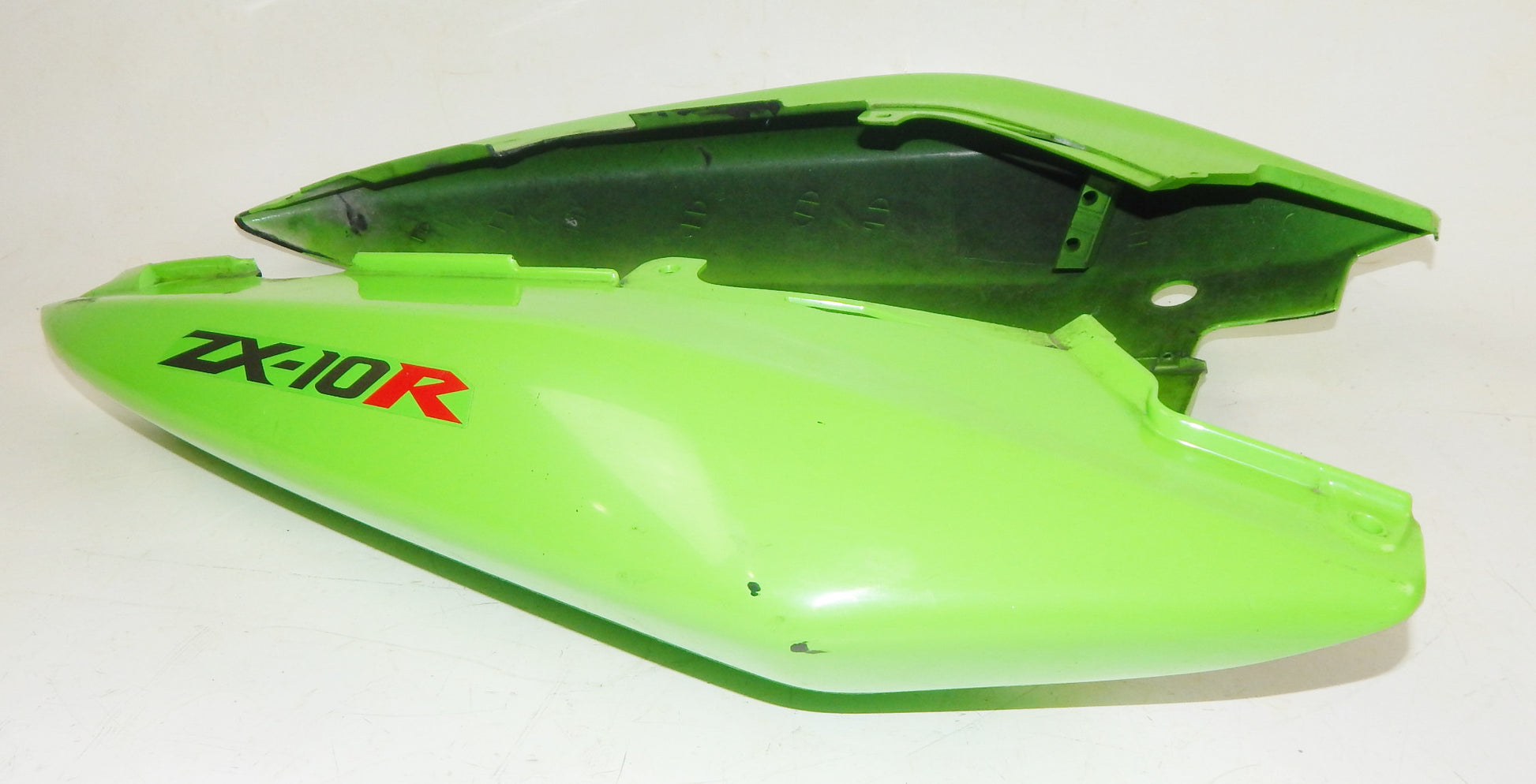 OEM KAWASAKI 2004-05 NINJA ZX10 ZX10R REAR TAIL FAIRING COVER GREEN 36040-0015 - MotoRaider