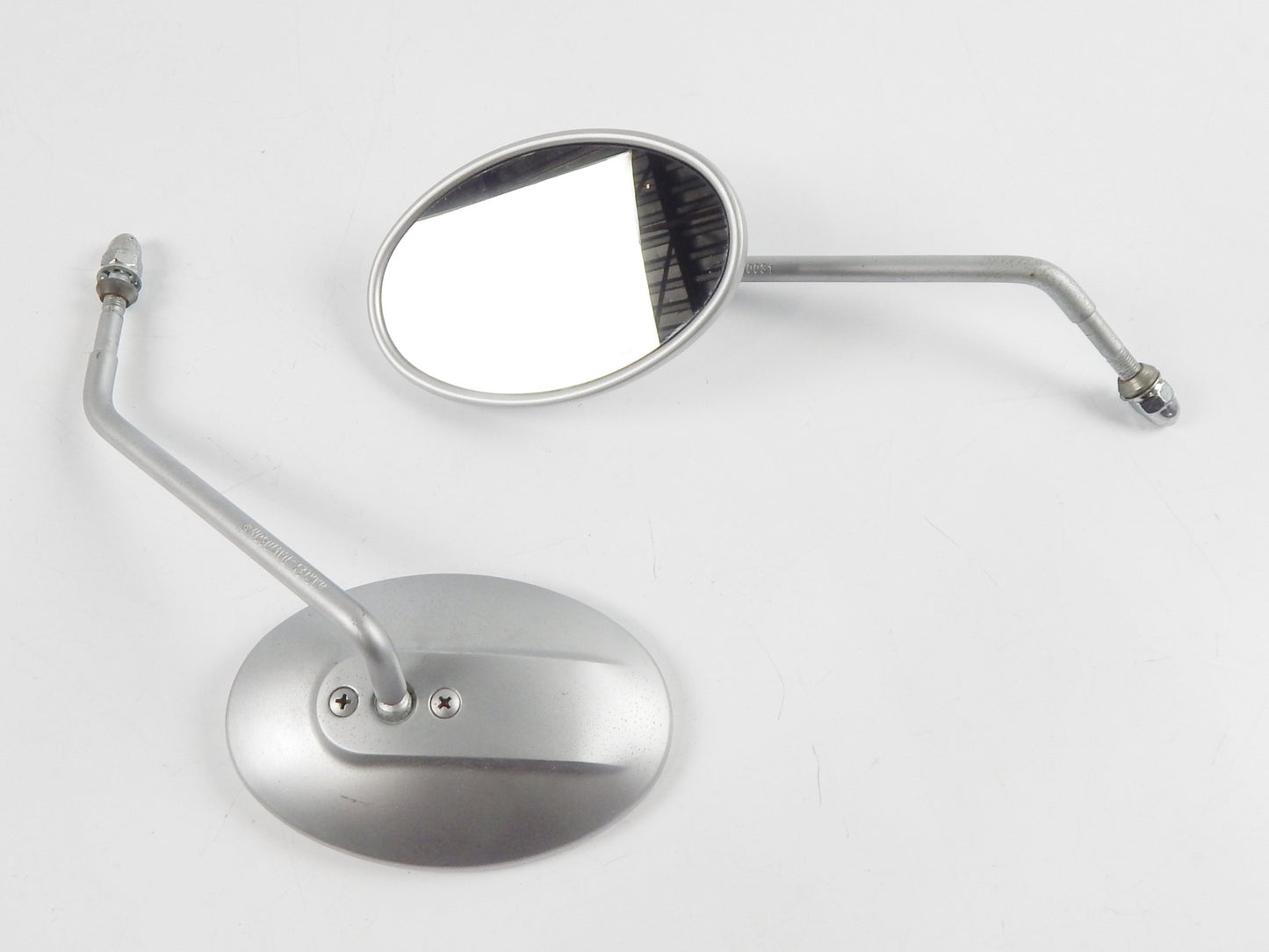OEM HARLEY-DAVISON LEFT RIGHT REAR VIEW OVAL MIRROR SET 000031 - MotoRaider