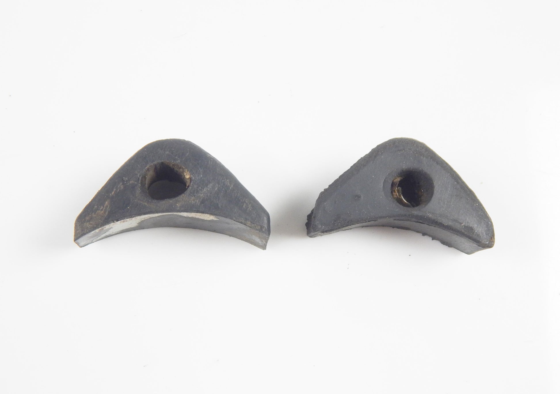 VINTAGE SCOOTER 1959 LAMBRETTA LI 150 RUBBER CABLE HOLDERS - MotoRaider
