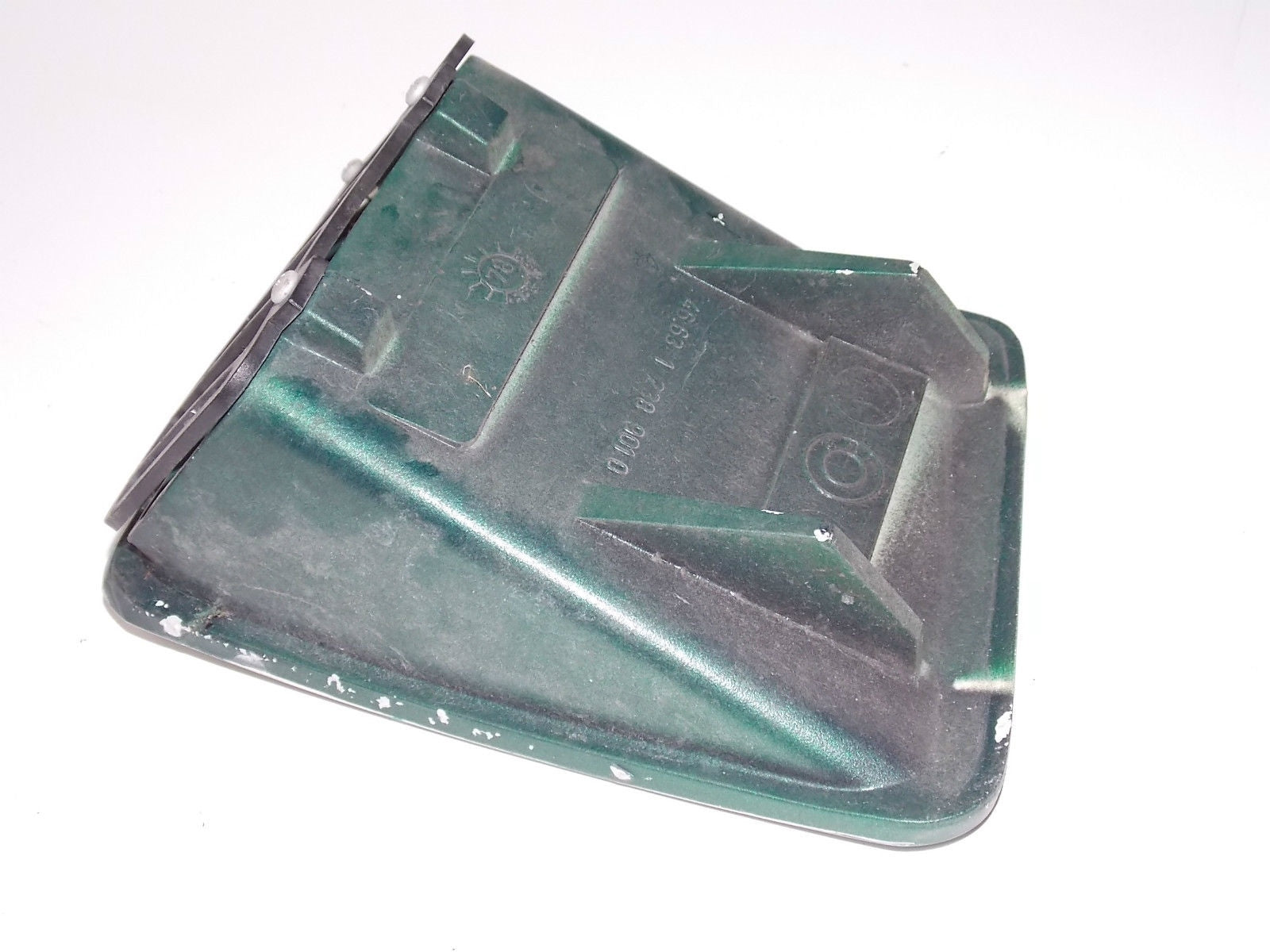 1981 BMW R100RT Boxer R100 RT R 100 Fairing Air Vent Duct Left 46.631238901.0 - MotoRaider