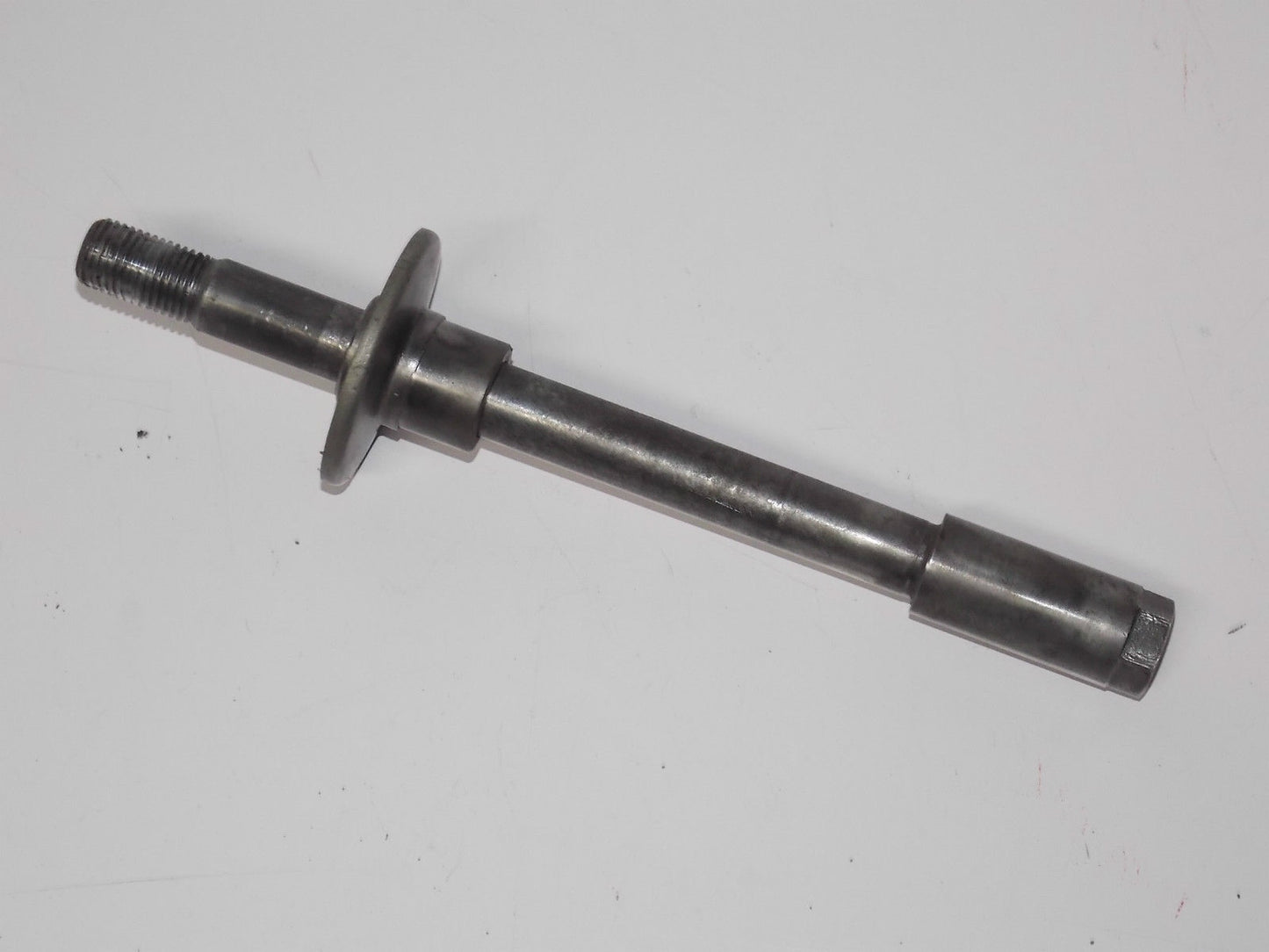 1982 KAWASAKI KX250 KX 250 FRONT WHEEL AXLE AND COLLAR BOLT SPINDLE - MotoRaider