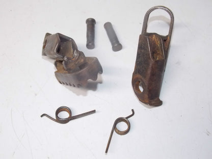 1979 SUZUKI RM250N LEFT RIGHT FOOTPEGS FOOTRESTS SPRINGS RM 250 VINTAGE AHRMA - MotoRaider