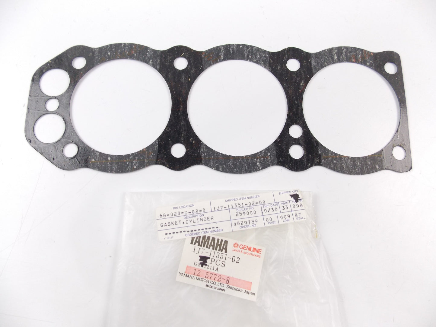 NOS OEM YAMAHA 1977 1978 1979 XS750 CYLINDER BASE GASKET 1J7-11351-02 - MotoRaider