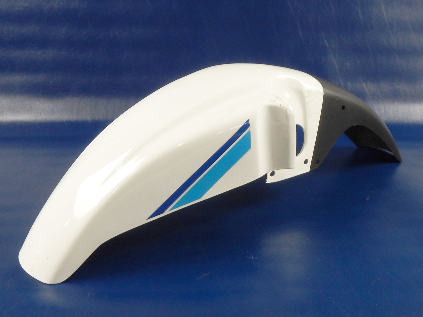 1980'S YAMAHA XT600-Z TENERE FIBERGLASS MUD GUARD LOW FRONT FENDER WHITE VINTAGE - MotoRaider