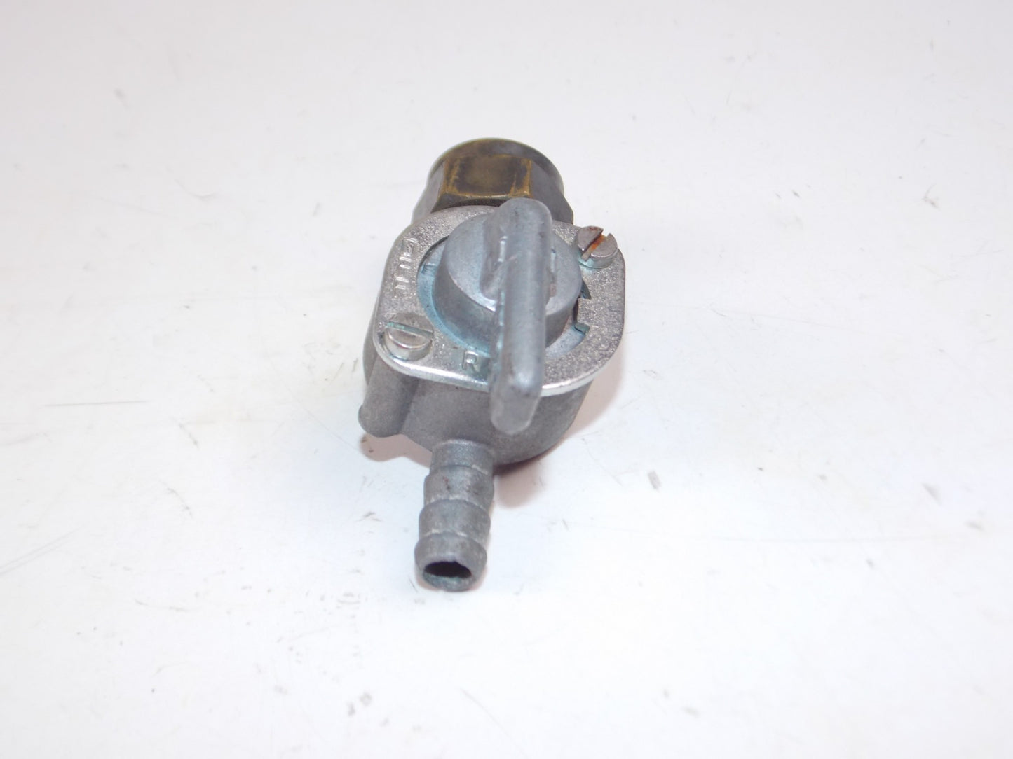 VINTAGE MOTORCYCLE FUEL PETROL GAS TANK PETCOCK VALVE THREAD=15mm BETA APRILIA - MotoRaider
