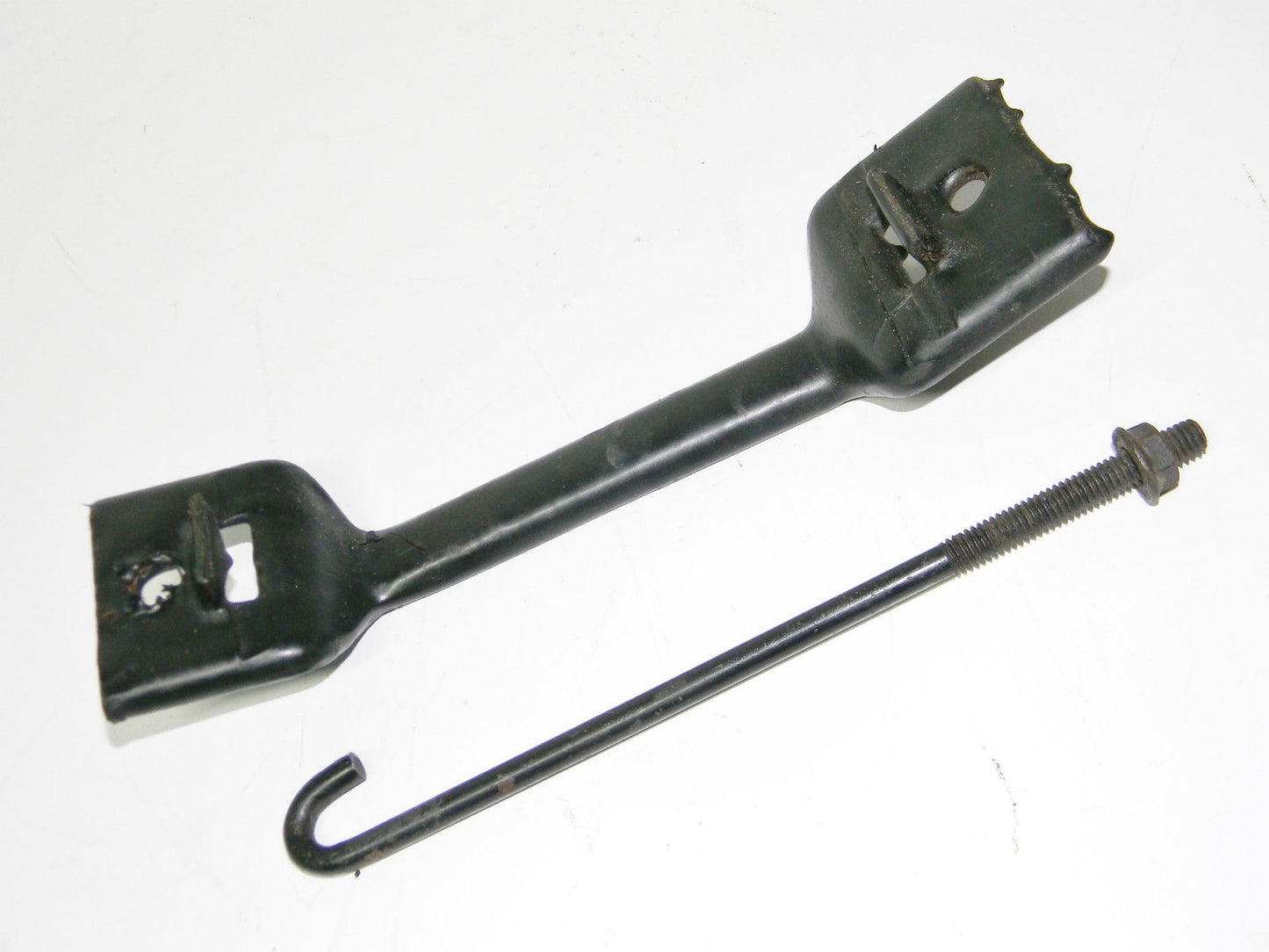 Harley Davidson BATTERY BRACKET Sportster Dyna XLCH Lowrider Racer stay tray HD - MotoRaider