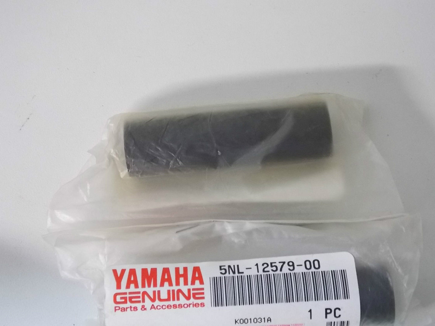 NOS Yamaha 2001 YZ250F RADIATOR HOSE PIPE YZ 250 Part 5NL-12577-00 - MotoRaider