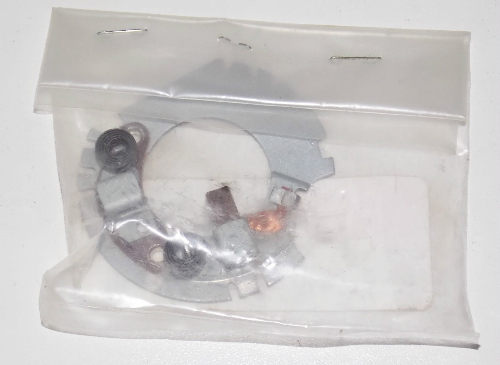 NOS Yamaha 1987 2005 Phazer Big Bear Moto-4 XLV BRUSH HOLDER Part 8L6-81840-50 - MotoRaider