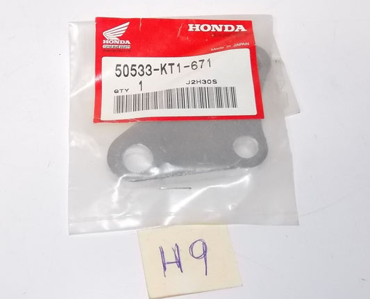 HONDA 1986 1987 1989 1990 1993 1994 1996 XR250 ENGINE MOUNT PLATE 50533-KT1-671 - MotoRaider