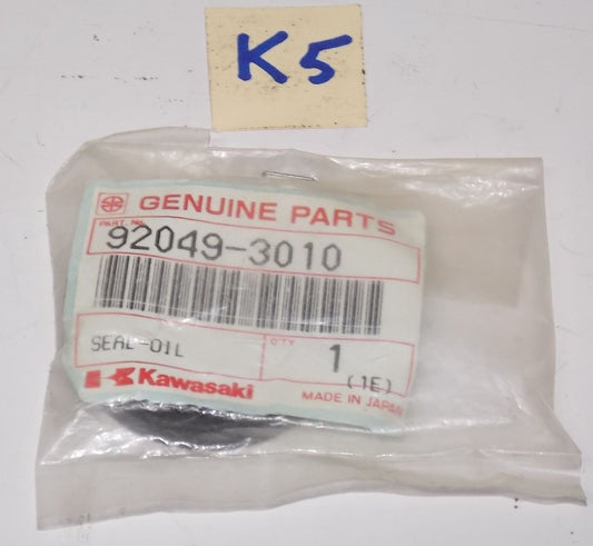 KAWASAKI 1982 1983 1984 1985 1987 1988 1989 JS550 JET PUMP OIL SEAL 92049-3010 - MotoRaider