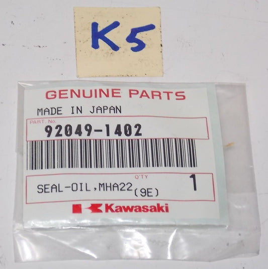 KAWASAKI 1993 2006 KX125 KX250 KDX200 KDX220 MHA 22 28 5.7 OIL SEAL 92049-1402 - MotoRaider