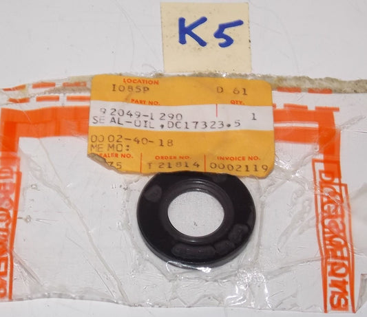 KAWASAKI 1988 1989 1990 1991 1992 1994 1995 1997 KX80 KX100 OIL SEAL 92049-1290 - MotoRaider