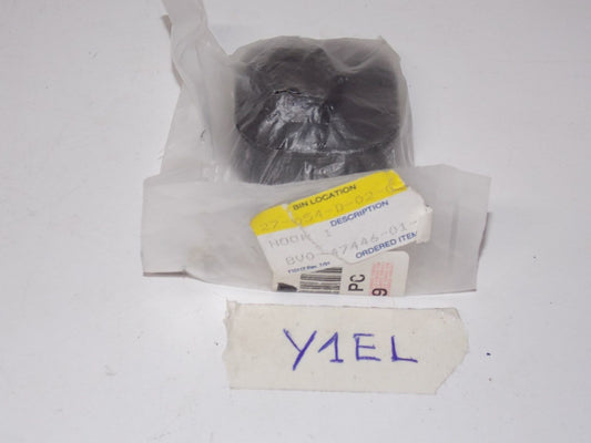 NOS YAMAHA SUSPENSION HOOK 8V0-47446-01 VENTURE PHAZER Y 162 - MotoRaider