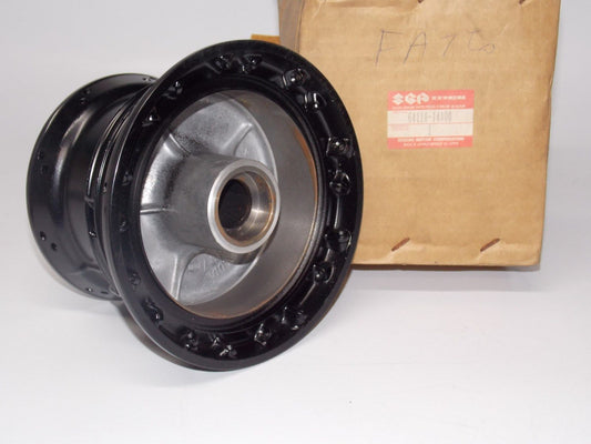 OEM NOS SUZUKI 1985 REAR WHEEL HUB SP600  64110-14A00 - MotoRaider