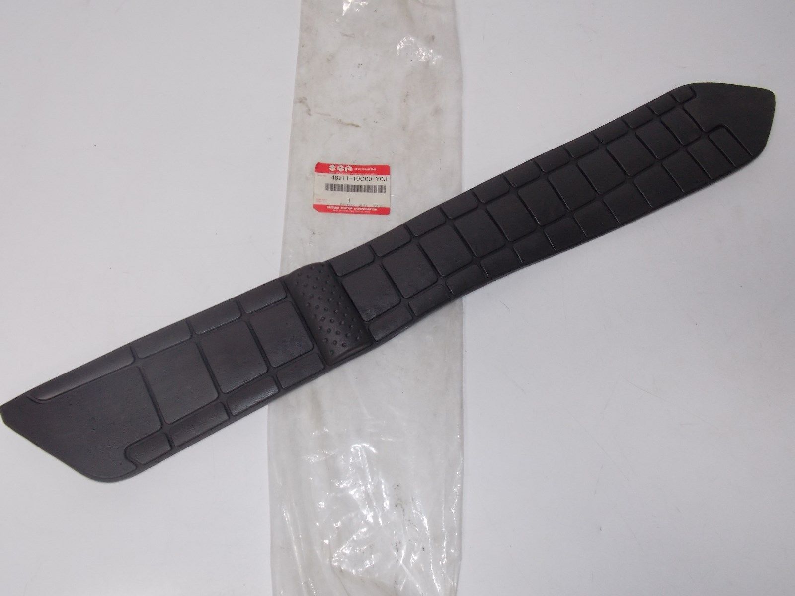 OEM NOS SUZUKI 2003-2009 2011 2012 FRONT FLOOR MAT AN650A  48211-10G00-Y0J - MotoRaider