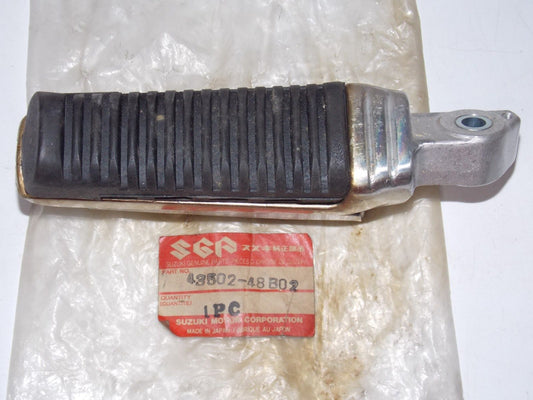 OEM SUZUKI 1988 1989 1990 1991 1992 1993 1994 FOOTREST GSX1100FP  43502-48B02 - MotoRaider