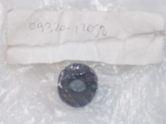 NOS SUZUKI 1992 2000 CUSHION AH100 AJ50 AY50 09320-12058 - MotoRaider