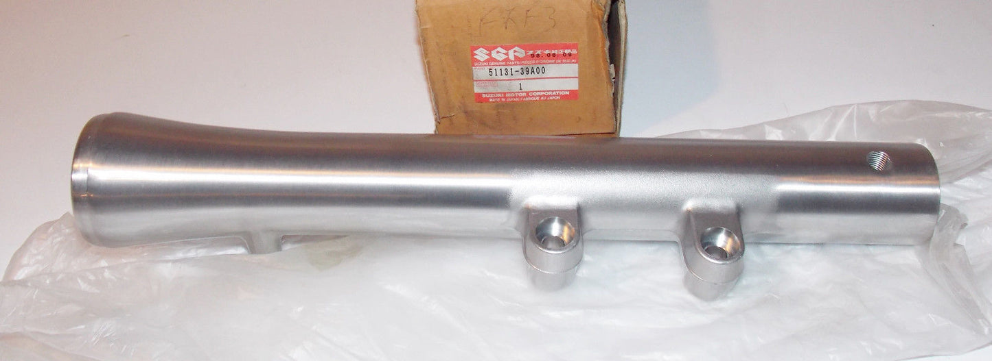 NOS SUZUKI 1988 1991 2000 VS750 VS800 INTRUDER RH FORK OUTER TUBE 51131-39A00 - MotoRaider