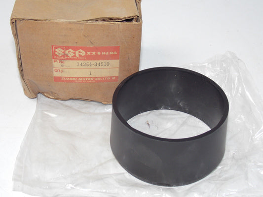 NOS SUZUKI 1981 1982 GS550 GS650 TACHOMETER TACH METER COVER CASE 34251-34510 - MotoRaider