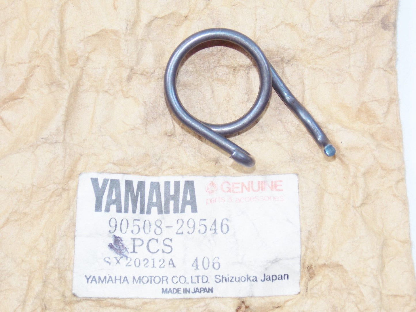 NOS YAMAHA 1982 TORSION SPRING XS400  90508-29546 - MotoRaider