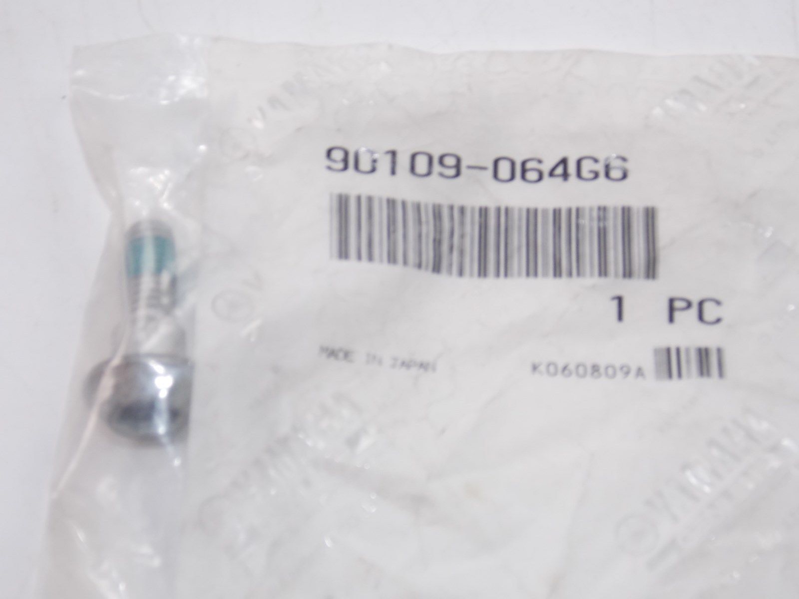 NOS YAMAHA 1998-2011  BOLT  YZFR1 FJR1300 FZ6  90109-064G6 - MotoRaider