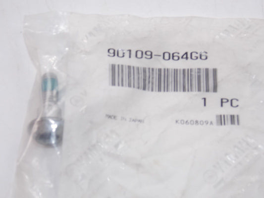 NOS YAMAHA 1998-2011  BOLT  YZFR1 FJR1300 FZ6  90109-064G6 - MotoRaider
