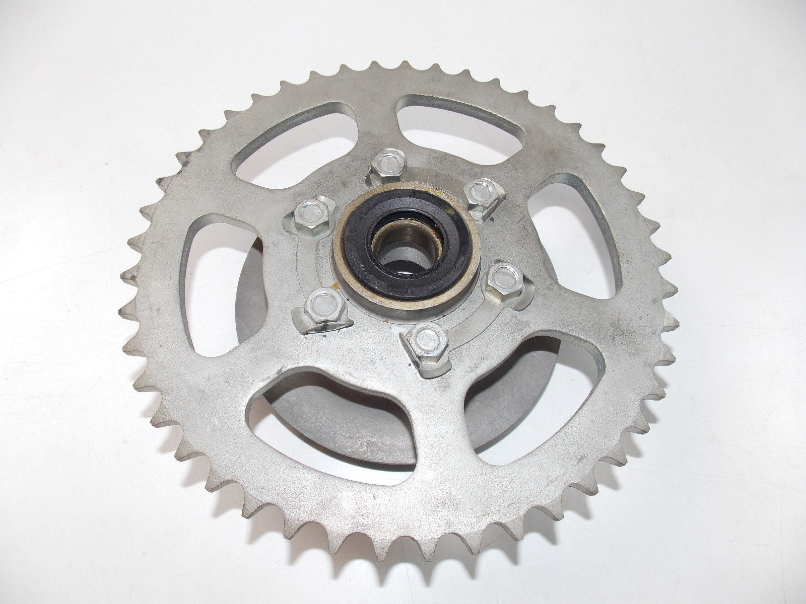 NOS OEM SUZUKI 45T SPROCKET CARRIER ASSEMBLY 1972 1980 GT750 GS1000 RE5 GS550 - MotoRaider