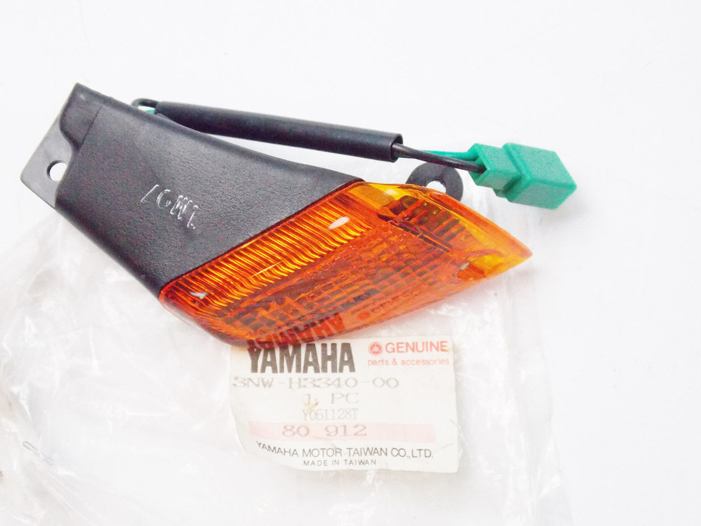 OEM YAMAHA 1996 CR50Z SCOOTER FLASHER TURN SIGNAL INDICATOR BLINKER 3NW-H3340-00 - MotoRaider