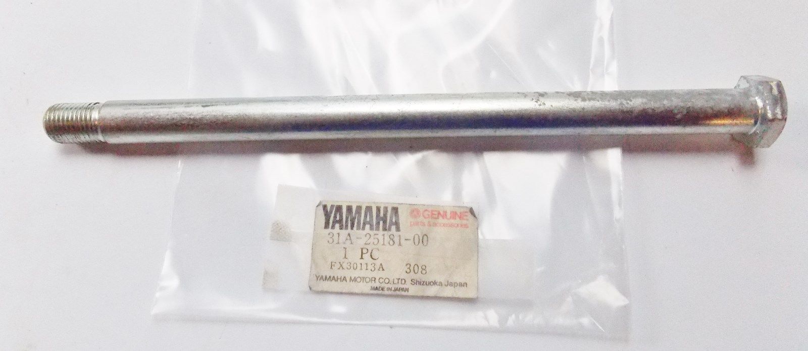 N0S OEM YAMAHA  1983 WHEEL AXLE XJ900  31A-25181-00 - MotoRaider
