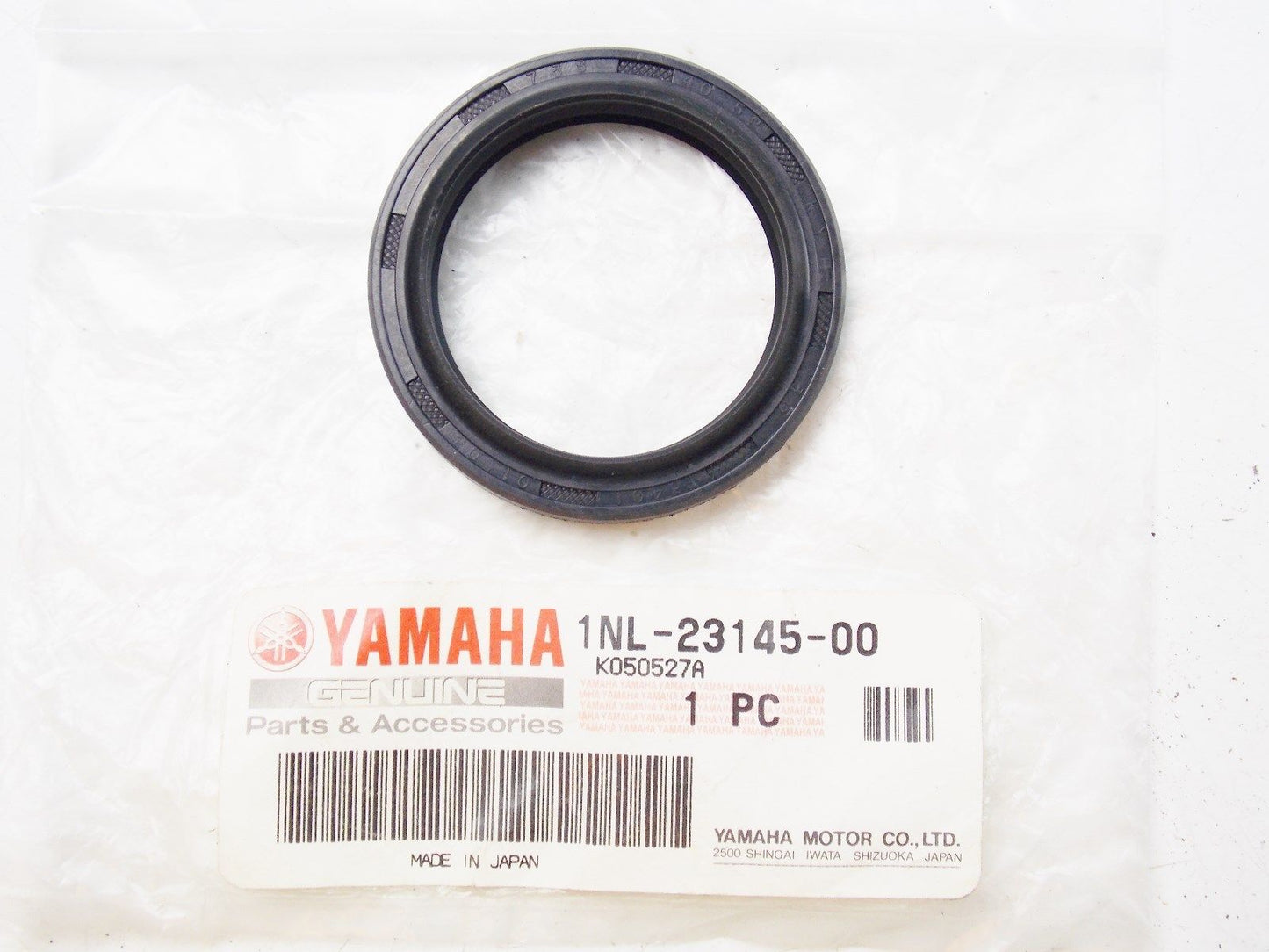 NOS YAMAHA  1984-1993 OIL SEAL XVZ12/13 VMX12   1NL-23145-00 - MotoRaider
