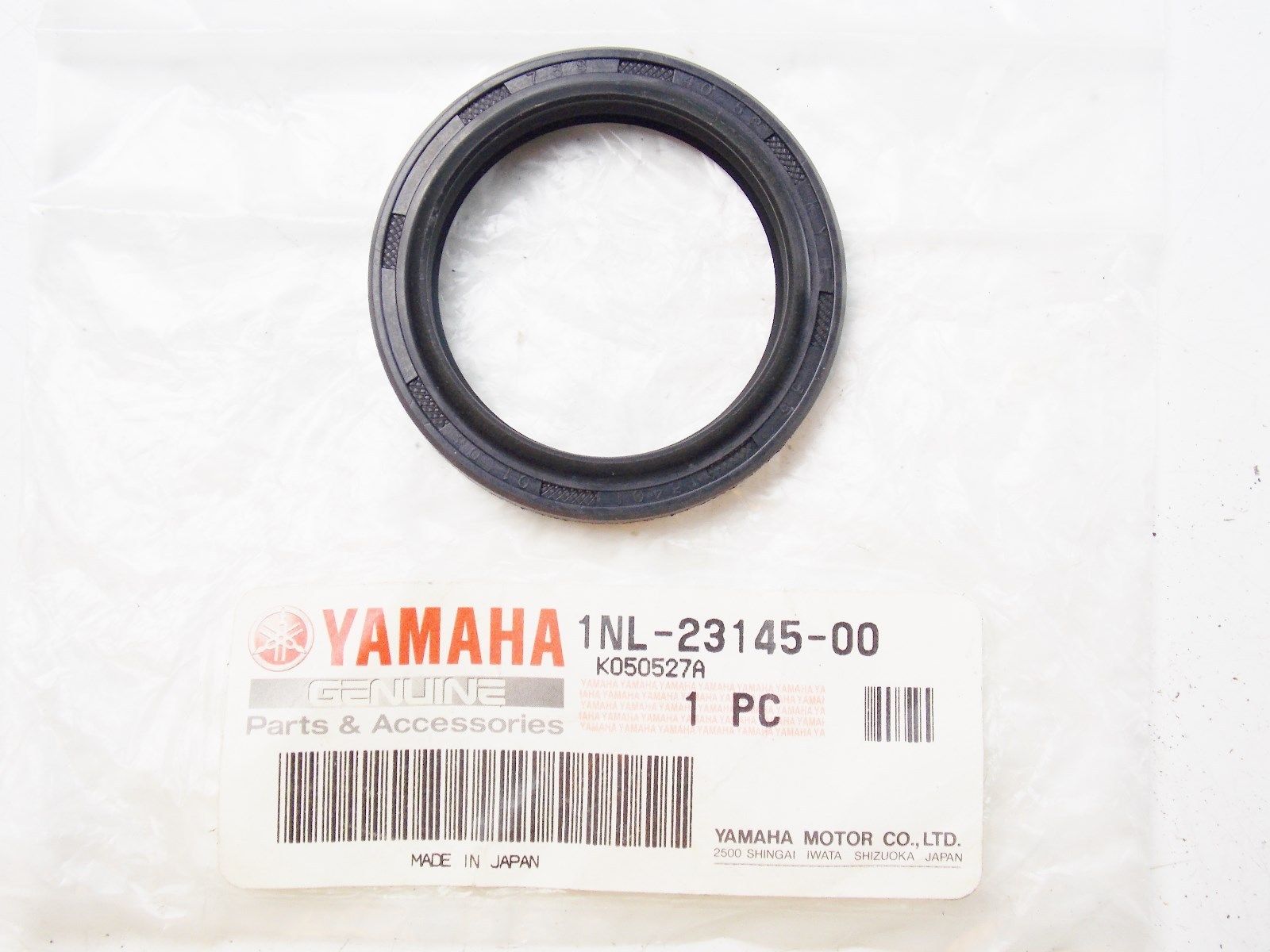 NOS YAMAHA  1984-1993 OIL SEAL XVZ12/13 VMX12   1NL-23145-00 - MotoRaider