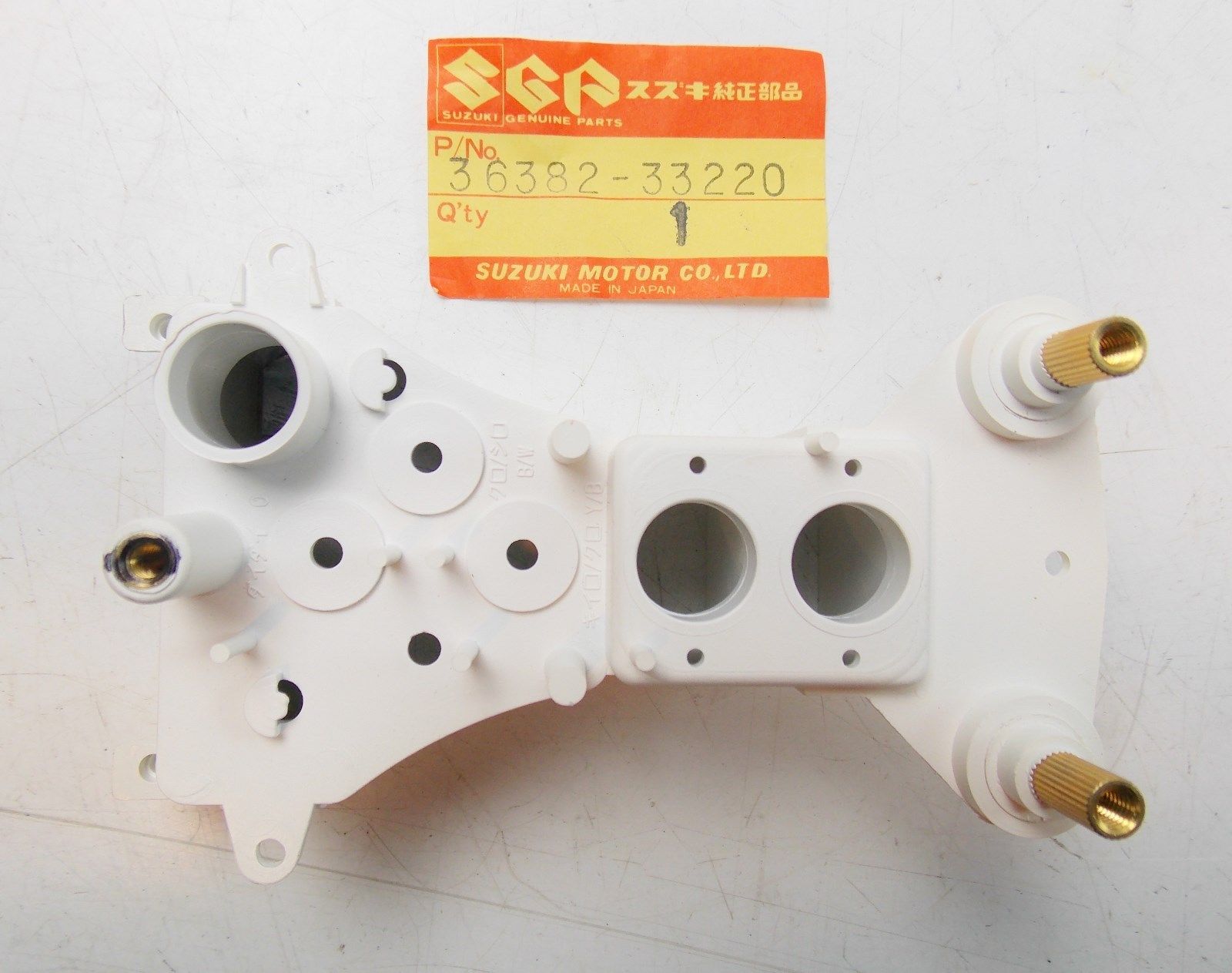 NOS SUZUKI 1981-1983 PILOT BOX INNER CASE GS650/550/450/750/850   36382-33220 - MotoRaider