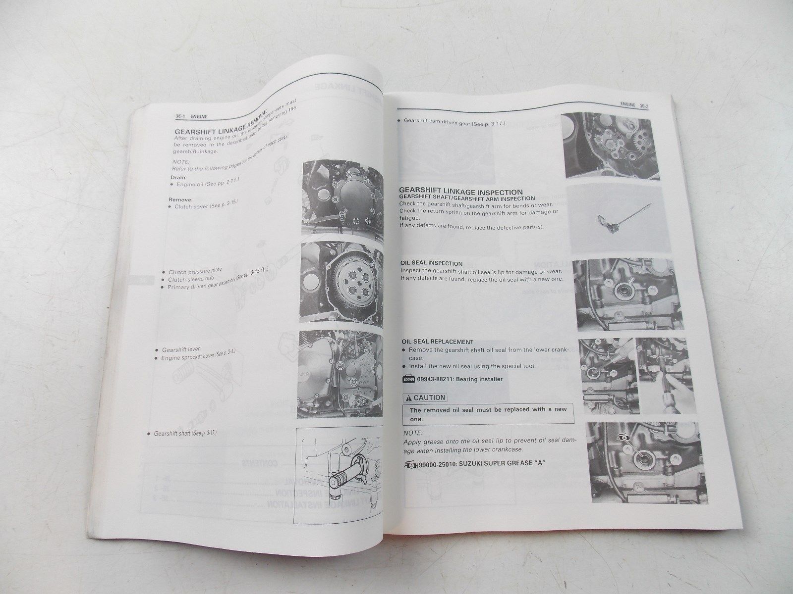 NOS SUZUKI JULY 1997 SERVICE MANUAL GSX750  99500-37090-01E - MotoRaider