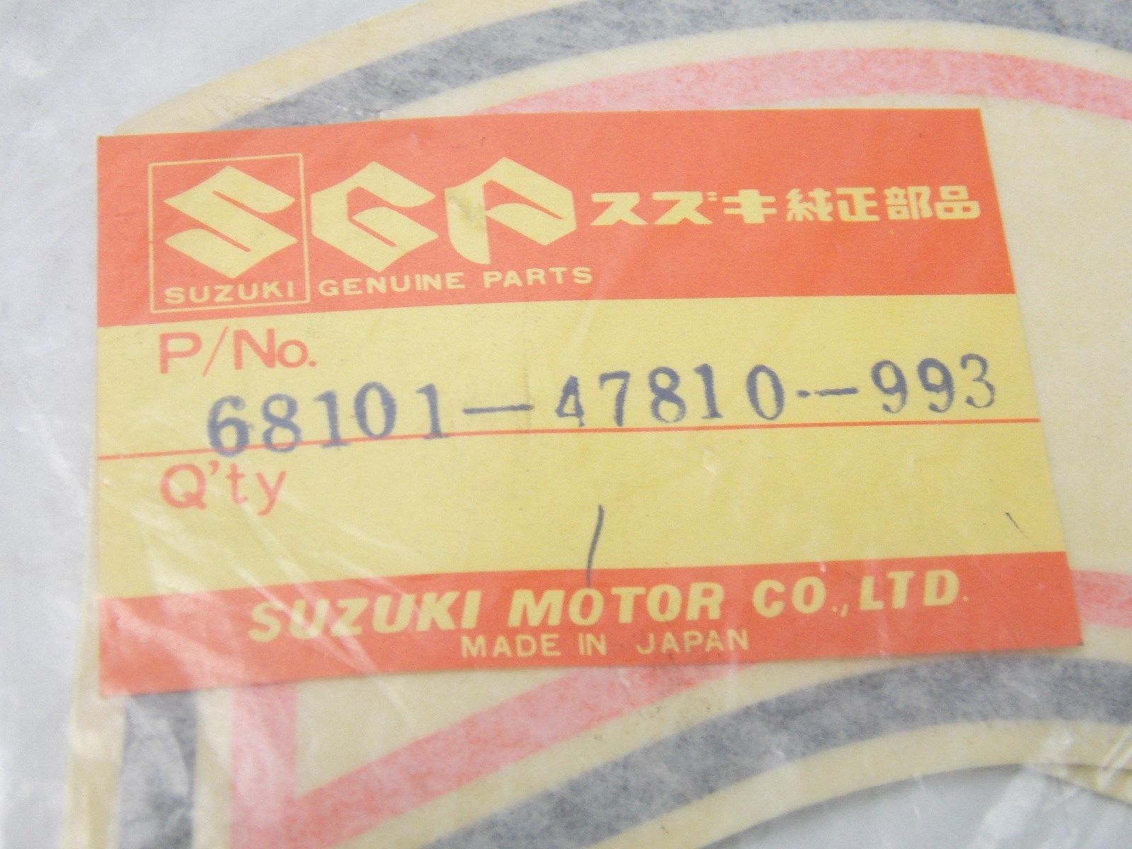 NOS SUZUKI DECAL EMBLEM STICKER GRAPHIC  68101-47810-993 - MotoRaider