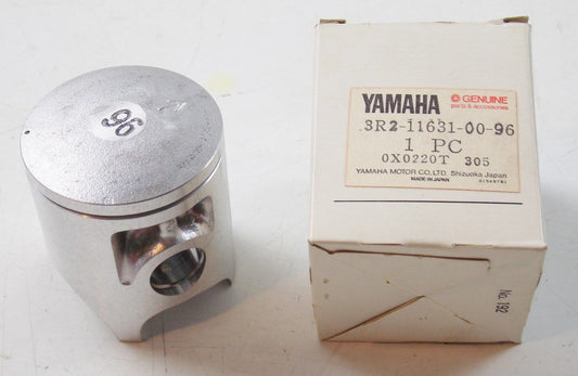 NOS OEM YAMAHA 1980 1981 PISTON STD YZ100 3R2-11631-00-96 - MotoRaider