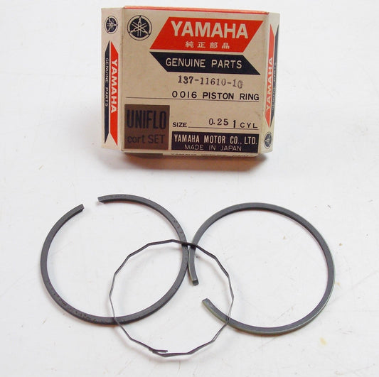 NOS YAMAHA 1966  PISTON RING SET 1ST OVER 0.25 YA6 YA7  137-11610-10 - MotoRaider