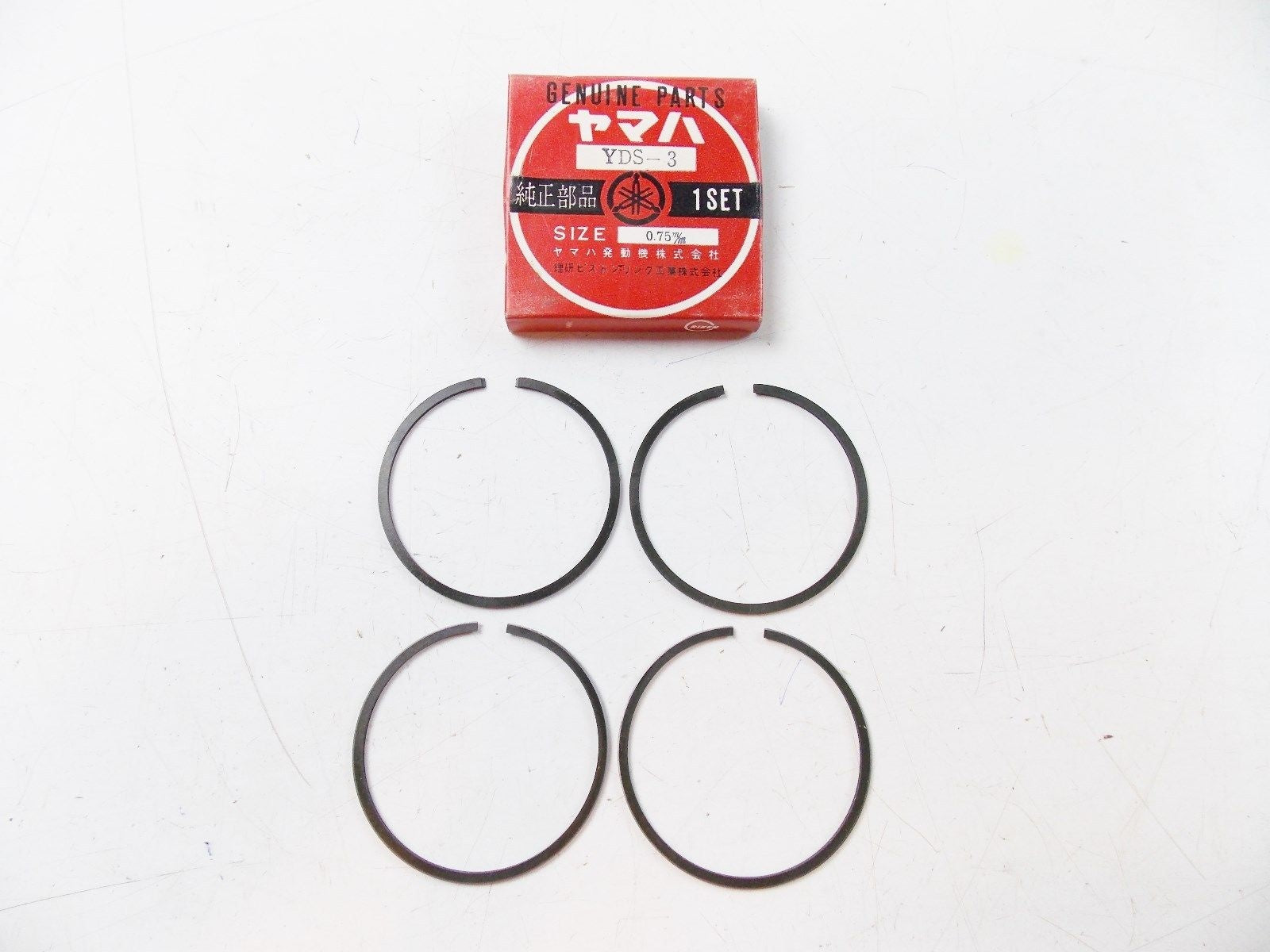 NOS YAMAHA1965-67  PISTON RING SET 3RD O/S 0.75 YDS3 YDS5 YMS  156-11610-30 - MotoRaider