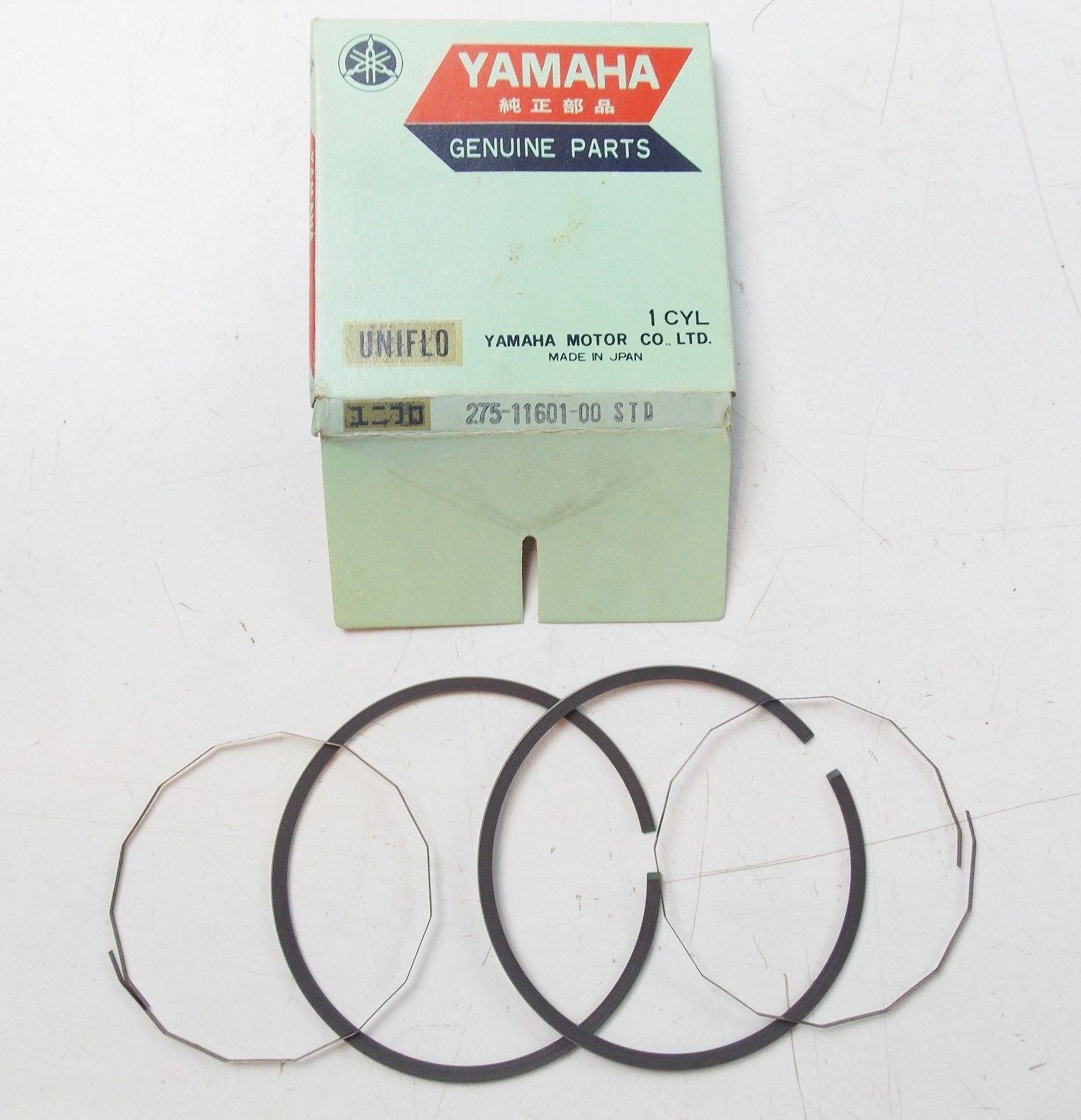 NOS YAMAHA  1970 1971 PISTON RING SET STD RT1   275-11601-00 - MotoRaider