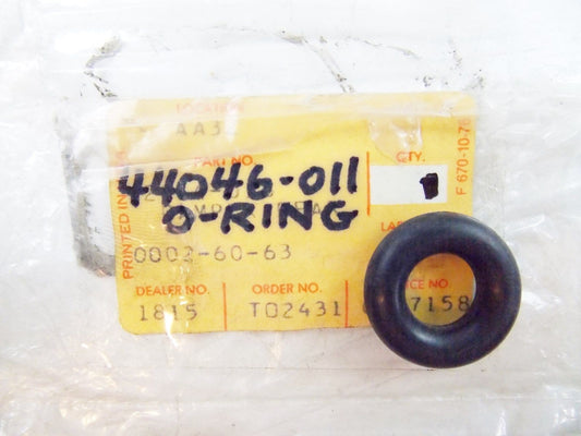 NOS KAWASAKI 1968 1969 1970 FORK TOP BOLT O-RING F3  44046-011 - MotoRaider