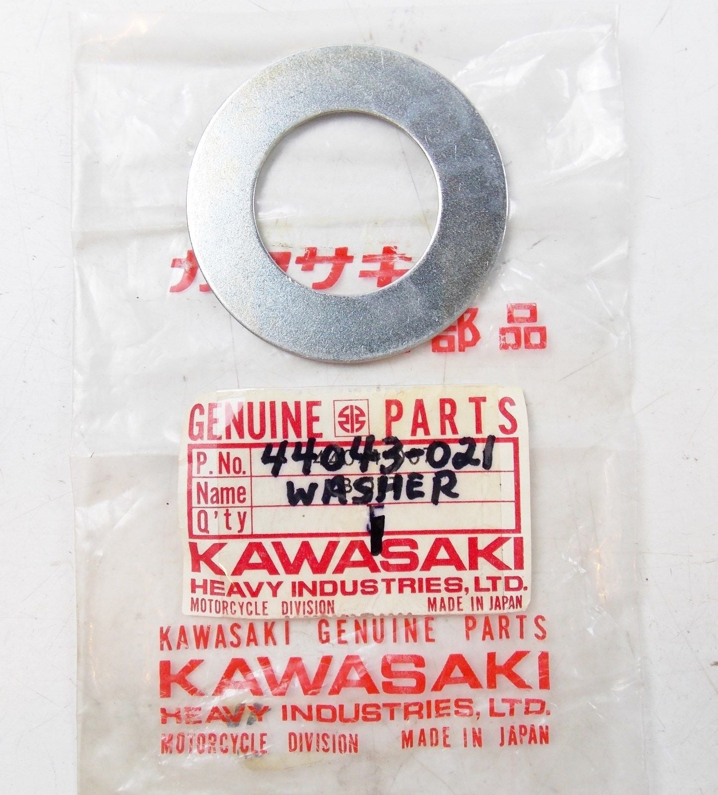 NOS KAWASAKI 1967-1971 FORK COVER WASHER A1 A7  44043-021 - MotoRaider