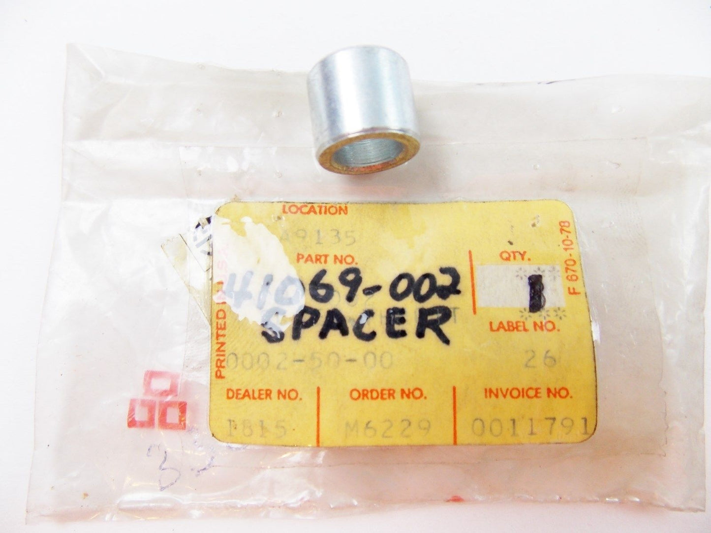 NOS KAWASAKI 1967-1981 FRONT WHEEL COLLAR C2 G3/4/5 KE100 KH100 KV100  41069-002 - MotoRaider