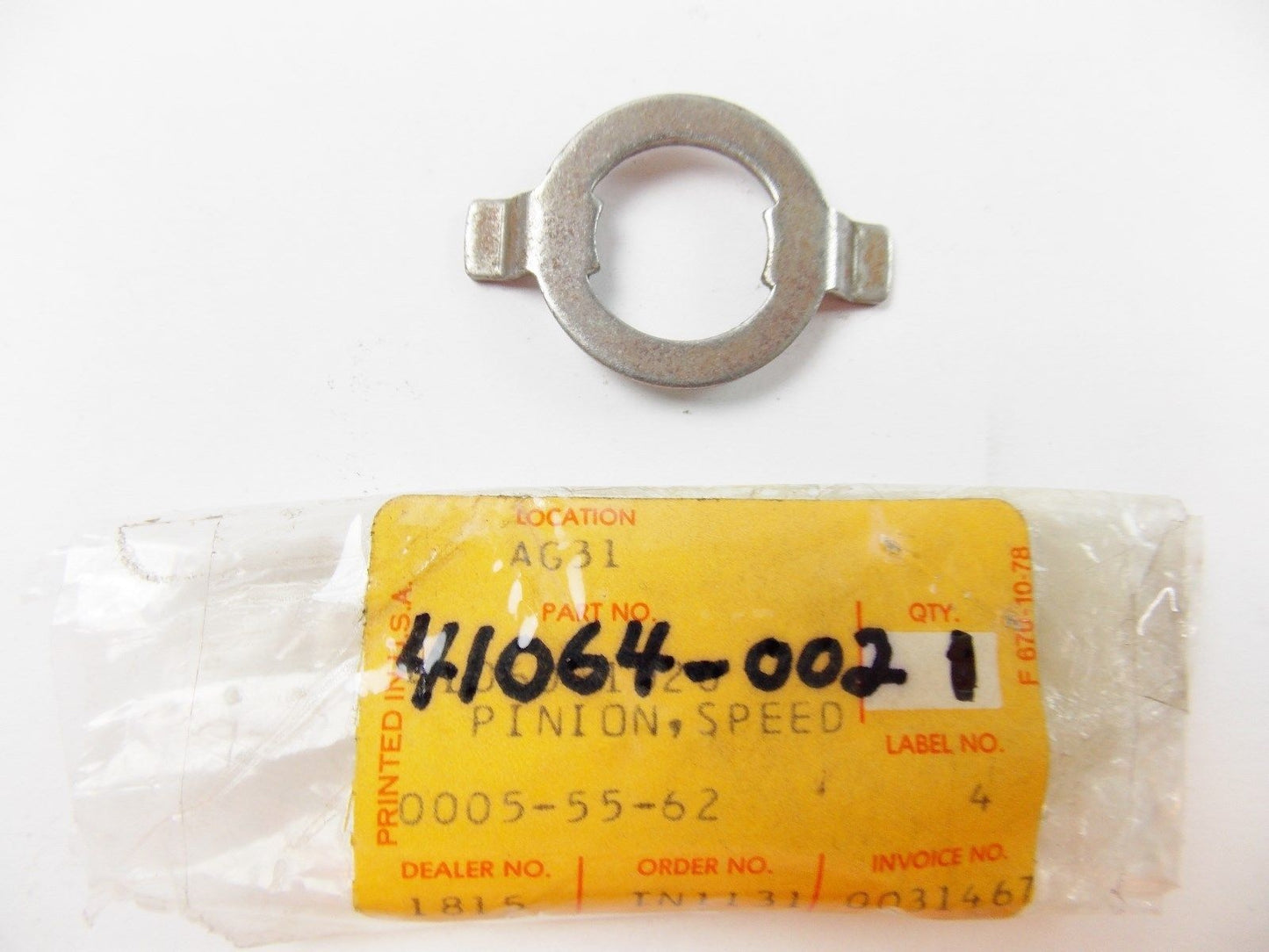 NOS KAWASAKI 1967-1976 SPEED GEAR RECIEVER C2 G3/4/5 MC1 KV100  41064-002 - MotoRaider