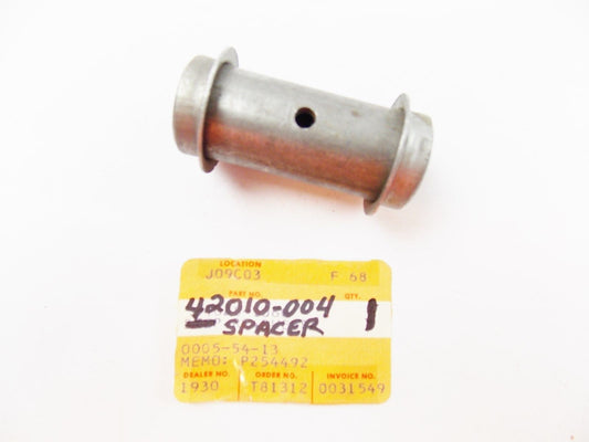 NOS KAWASAKI 1968 1969 1970 REAR HUB SPACER BEARING F3 F4  42010-004 - MotoRaider