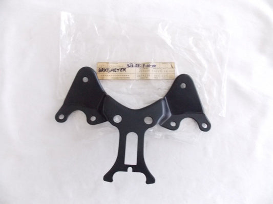 NOS YAMAHA  ORIGINAL 1980 1981 METER BRACKET XS1100 XS850   3J6-83519-00 - MotoRaider