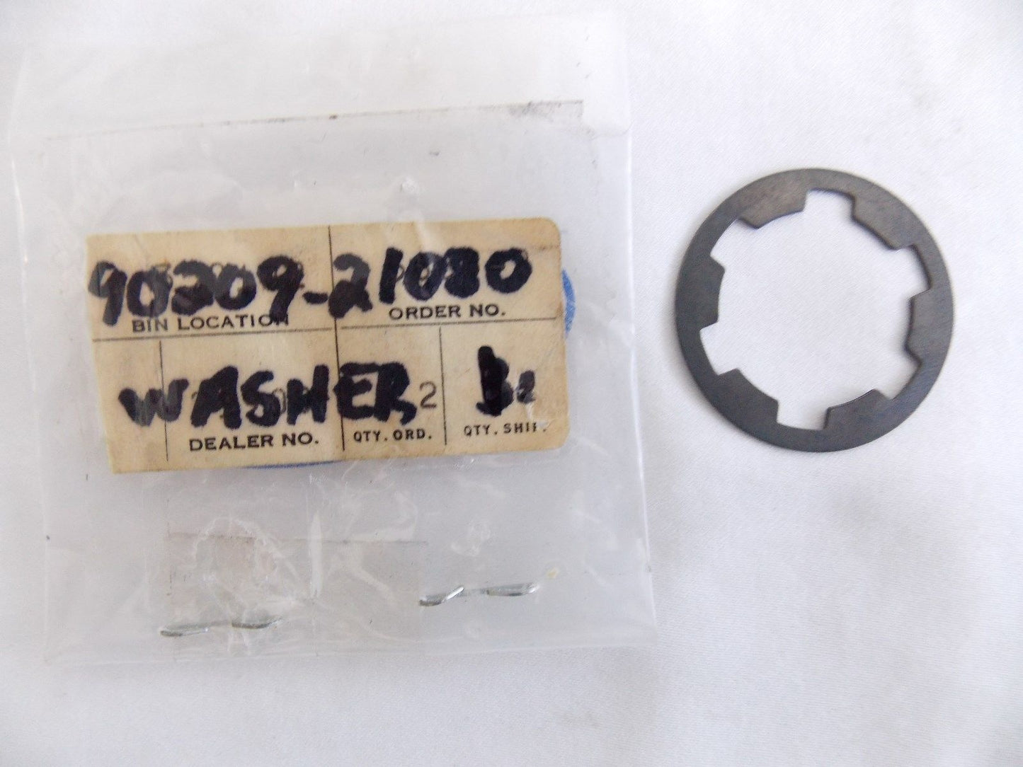 NOS YAMAHA AFTERMARKER 1968-1975 SPECIAL SHAPE WASHER (3) RS100 DT1  90209-21080 - MotoRaider