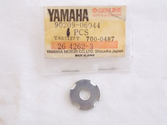 NOS YAMAHA 1974 1977-1980 SPECIAL SHAPE WASHER TX650 XS650  90209-06044 - MotoRaider