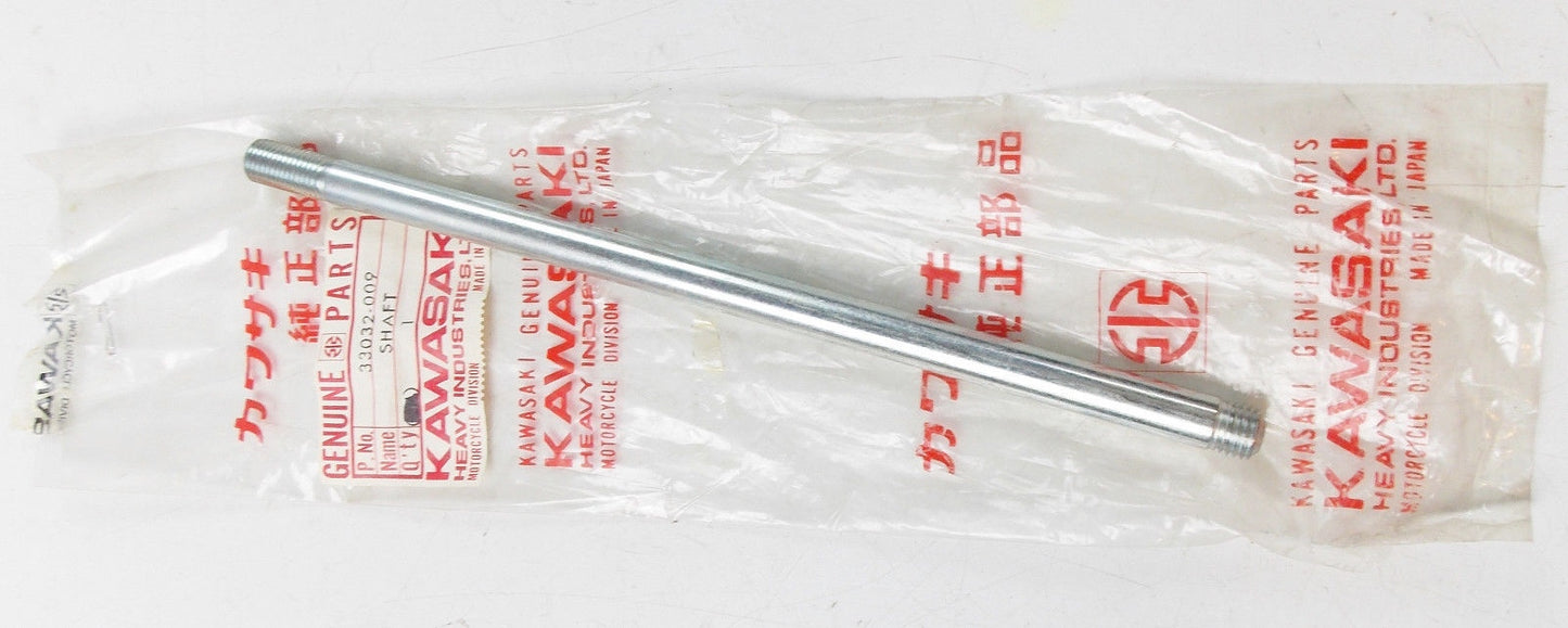 NOS KAWASAKI 1969 1971 1974 1977 SWING ARM PIVOT SHAFT KH100 G3SS G3TR 33032-009 - MotoRaider