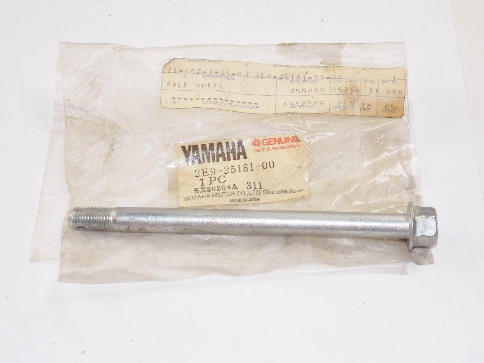 NOS YAMAHA 1979-1987 FRONT AXLE BOLT MJ50 QT50  2E9-25181-00 - MotoRaider